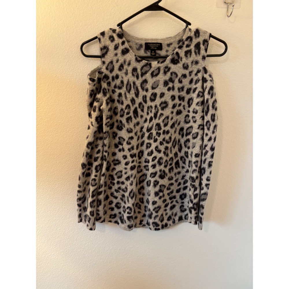 Charter Club Luxury Cashmere Grey Leopard Print Cold Shoulder Sweater Medium